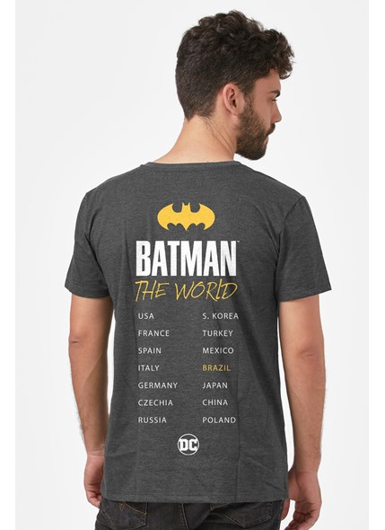 Camiseta Batman O Mundo Brasil