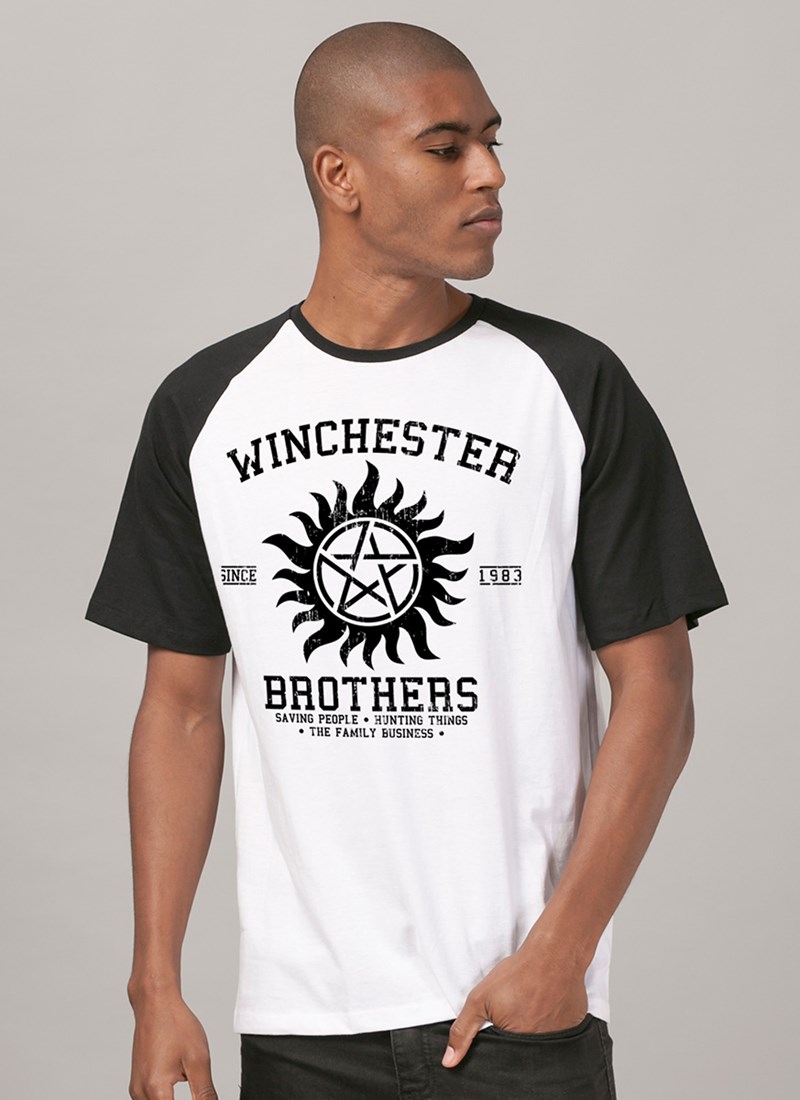 Camiseta Raglan Supernatural Winchester Brothers
