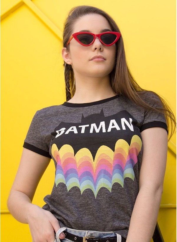 Camiseta Ringer Batman Rainbow