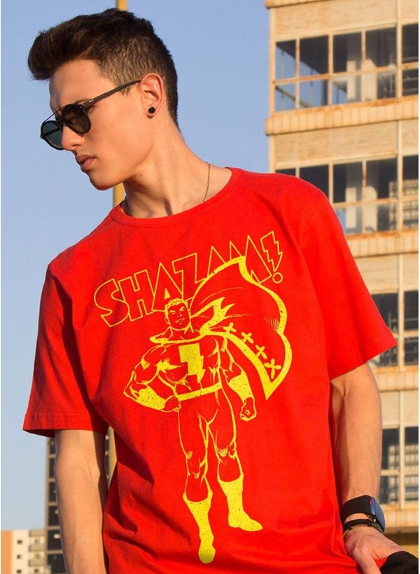 Camiseta Shazam Silhouette